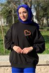 24K4150 - SİYAH - KALP NAKIŞLI SWEAT 